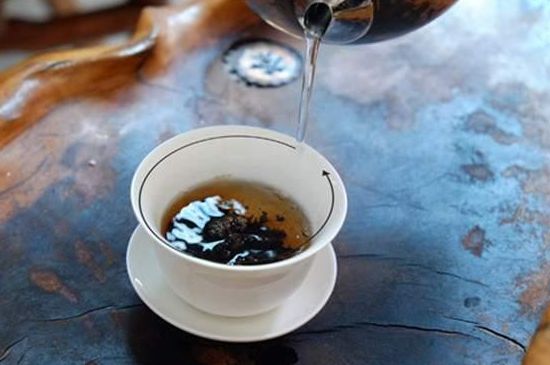 喝茶茶桌上的禮儀有哪些，泡茶待客十大禮儀不可不做！
