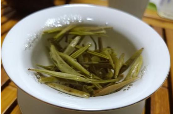 茉莉銀針屬于什么茶，茉莉銀針適合什么人喝？
