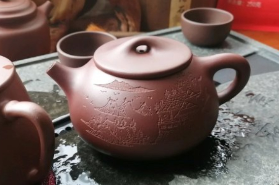 紫砂開(kāi)壺和不開(kāi)壺的區(qū)別，<a href=http://www.linjie8.com/chaju/zisha/ target=_blank class=infotextkey>紫砂壺開(kāi)壺</a>的正確方法及開(kāi)壺建議