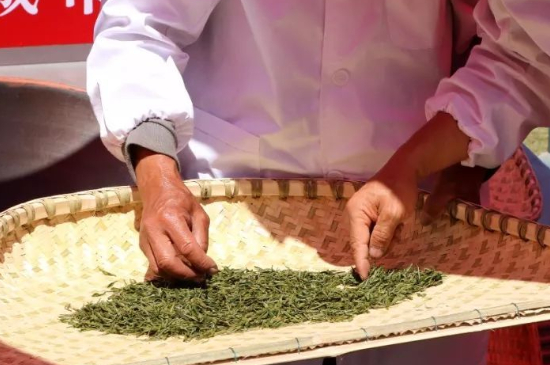 綠茶加工工藝流程圖，綠茶的加工制作包含哪幾個(gè)步驟？